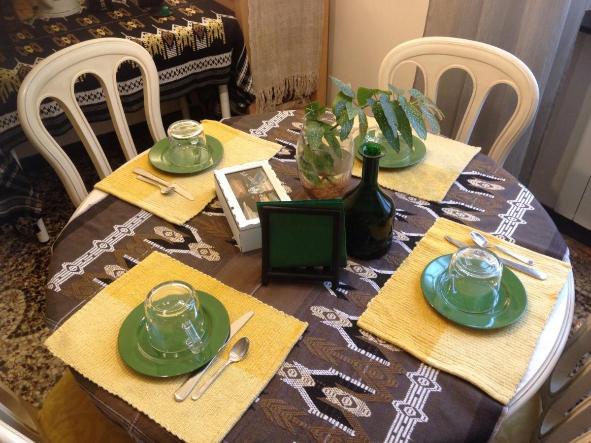 Lavagna Uno Bed & Breakfast Genoa Bagian luar foto